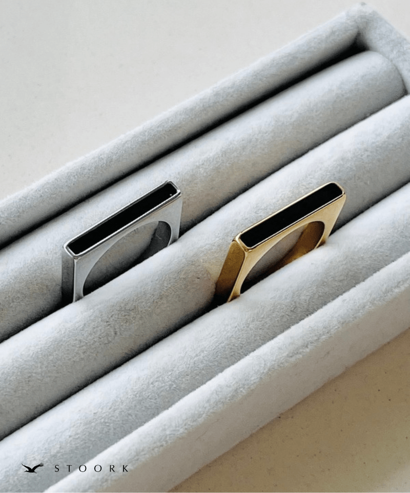 Square Black Line Ring - stoork