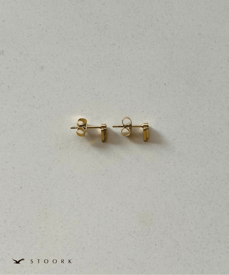 V Line Stone Pierce - stoork
