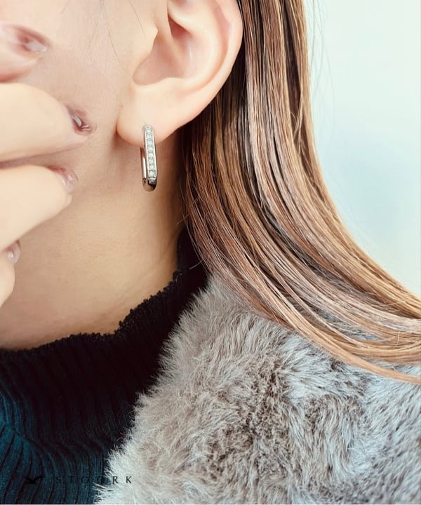【再入荷】Zircon Ellipse Hoop Pierce - stoork