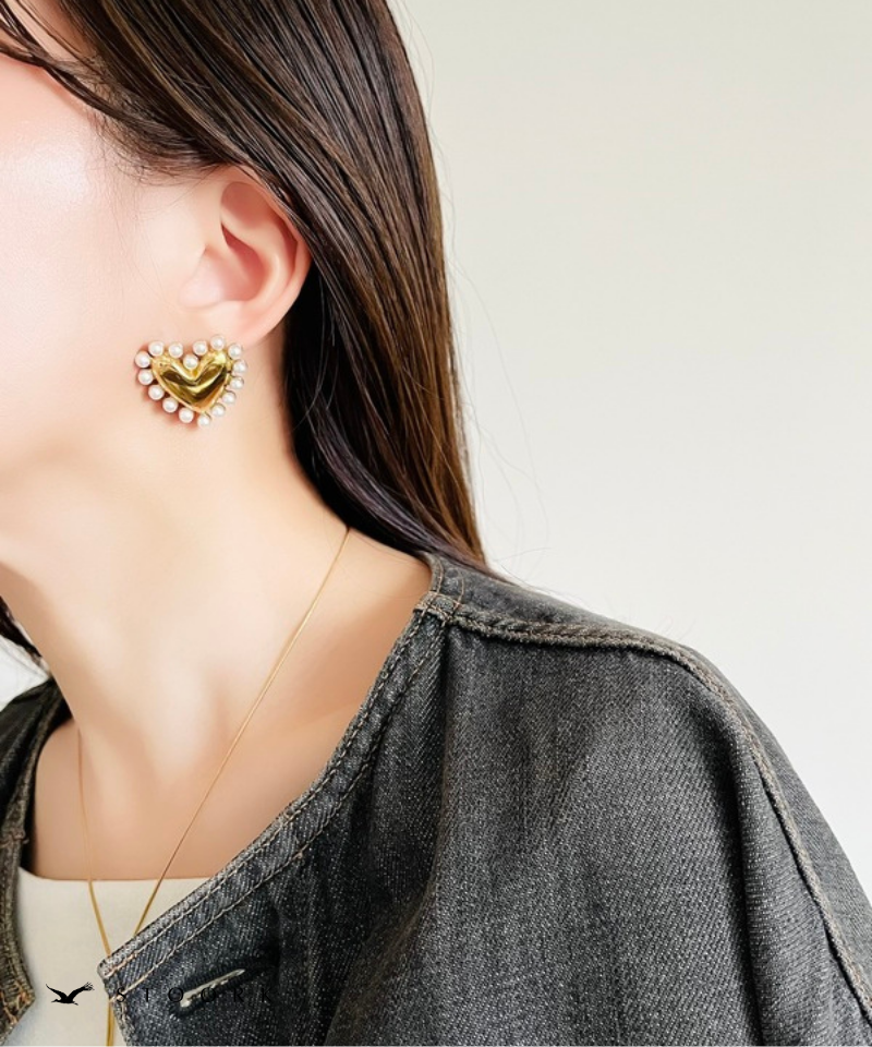 Pearl Frame Heart Pierce