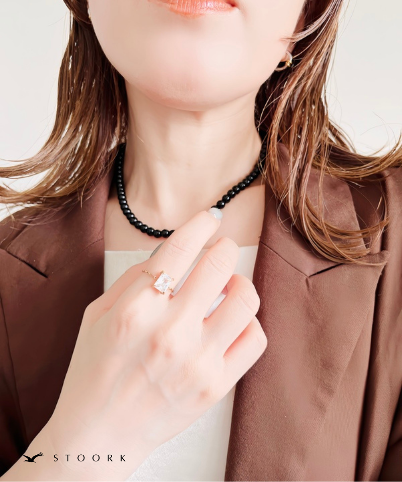 Drop Stone Chain Ring