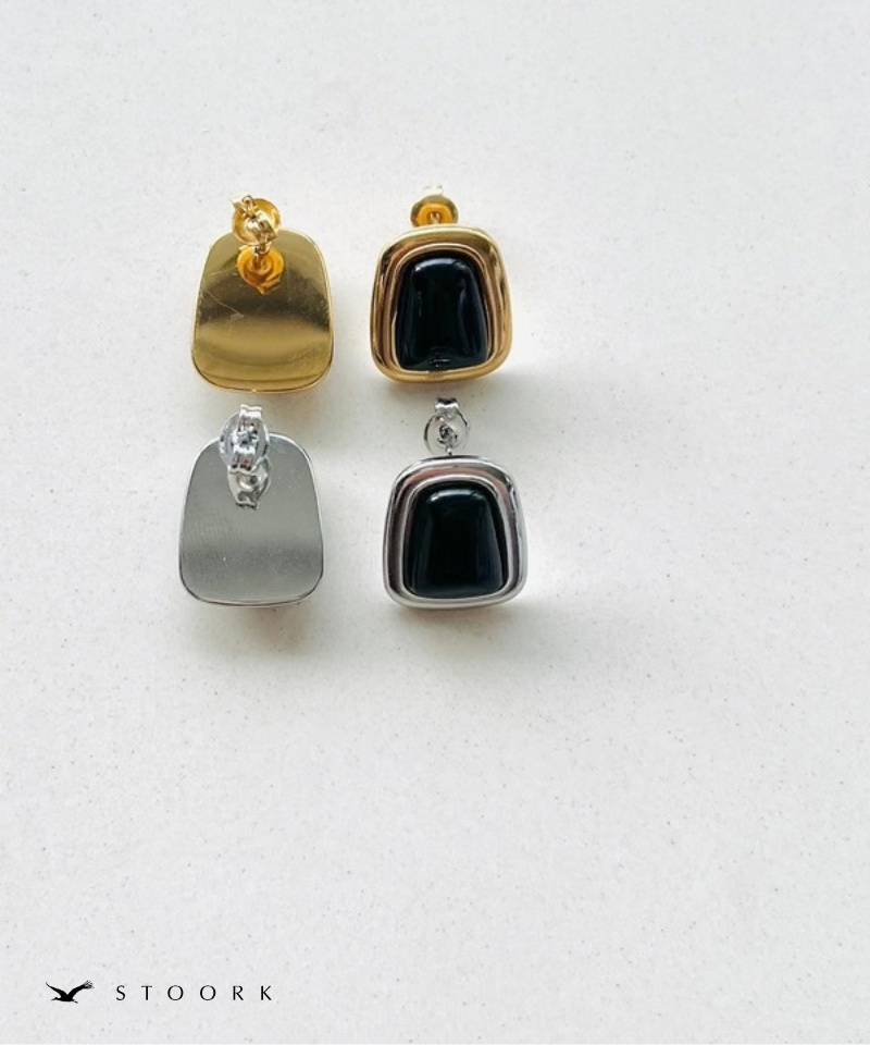 Square Black Stone Pierce