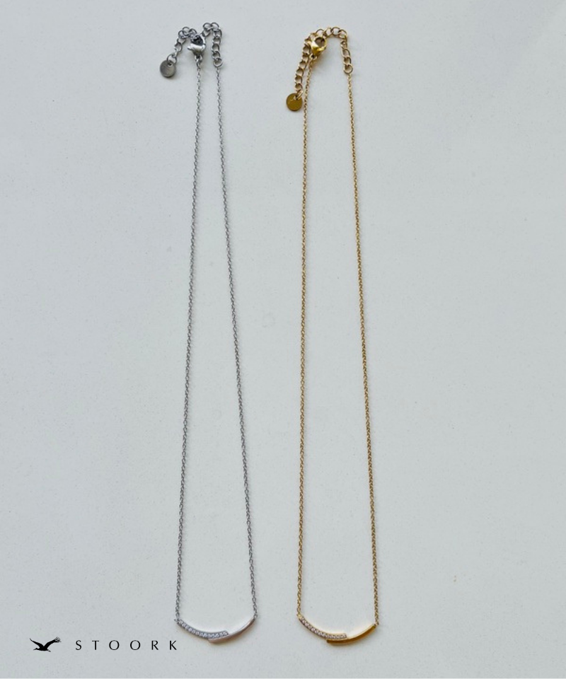 Zircon Cross Plate Necklace