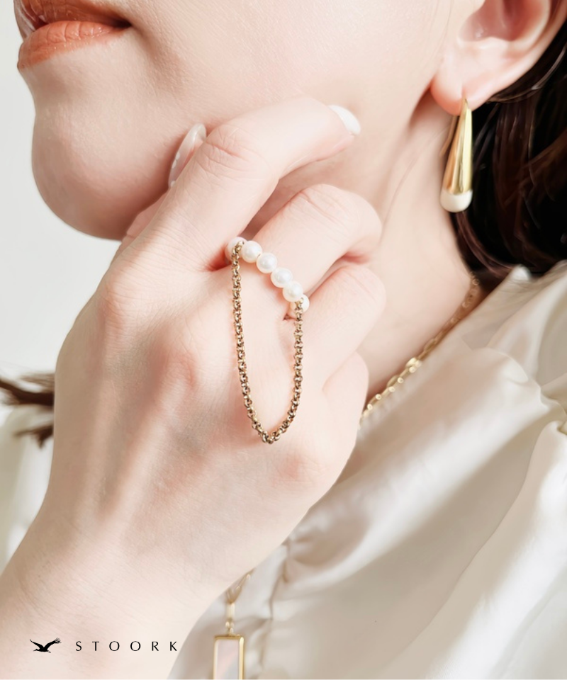 Drape Pearl Ring