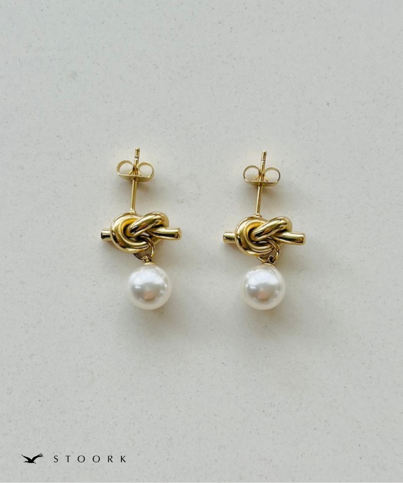 Knot Pearl Pierce