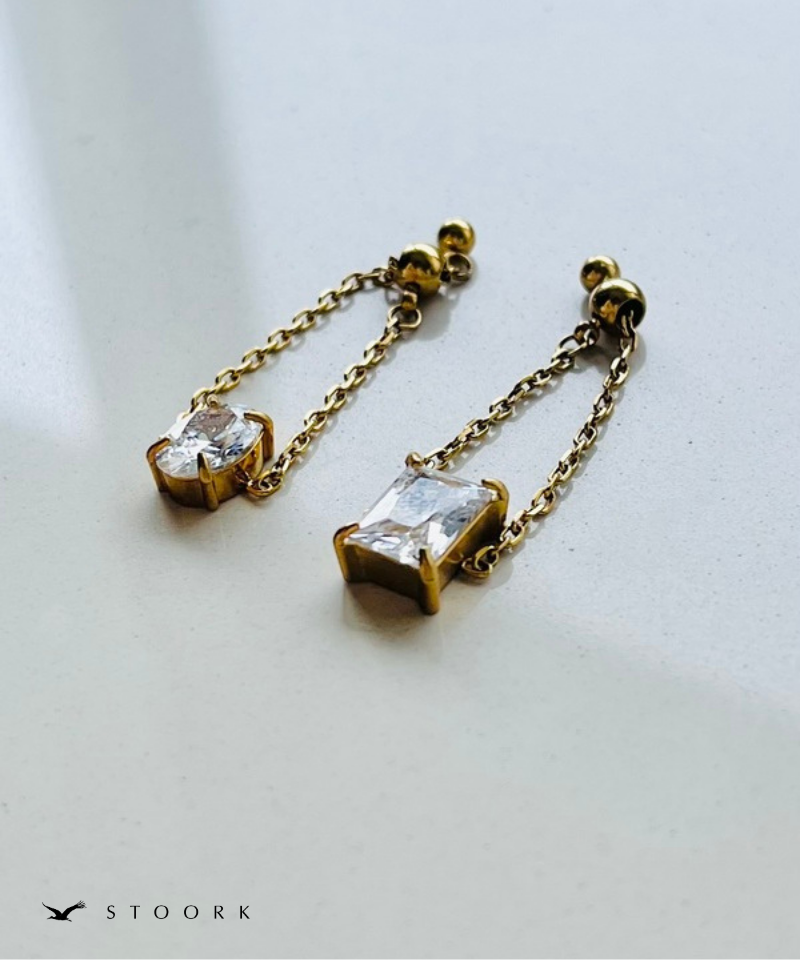 Drop Stone Chain Ring