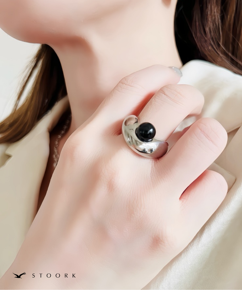 Volume Wave Stone Ring