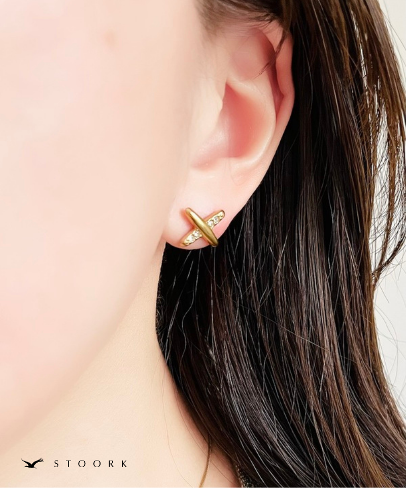 Cross Line Zircon Pierce