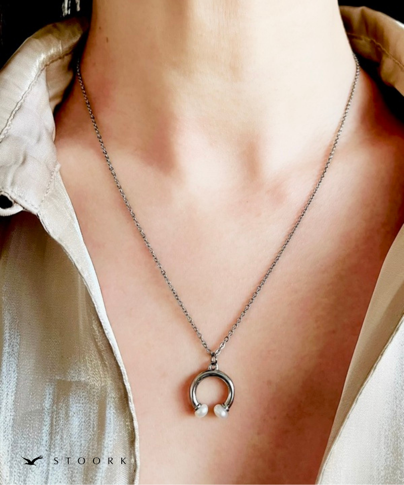 Pearl Horseshoe Necklace