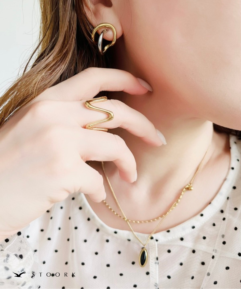Wave Line Ring
