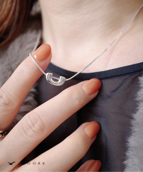 s925 U Necklace