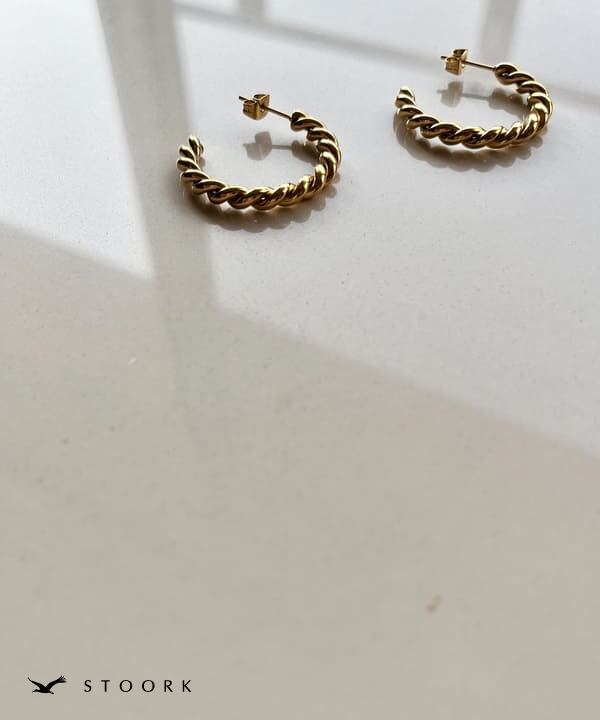 316L Undulate Round Pierce