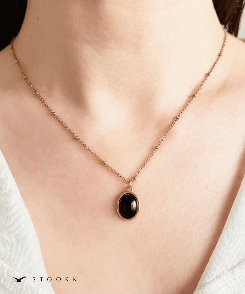 Black Stone Station Necklace - stoork