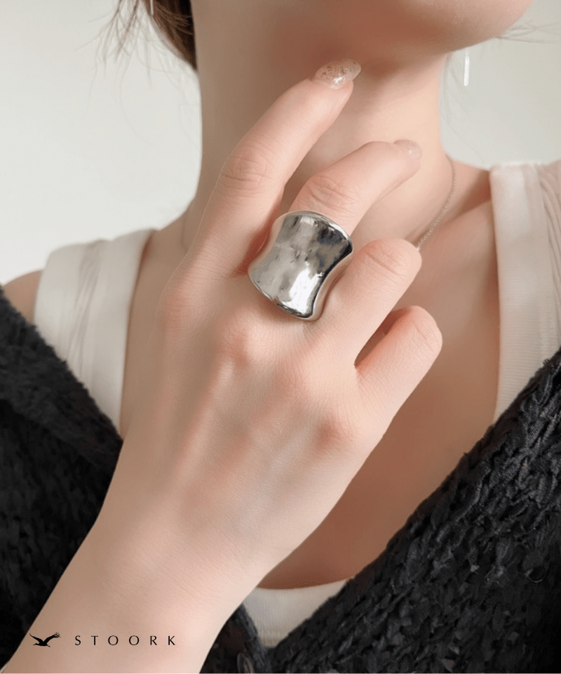 Bold Curve Ring - stoork