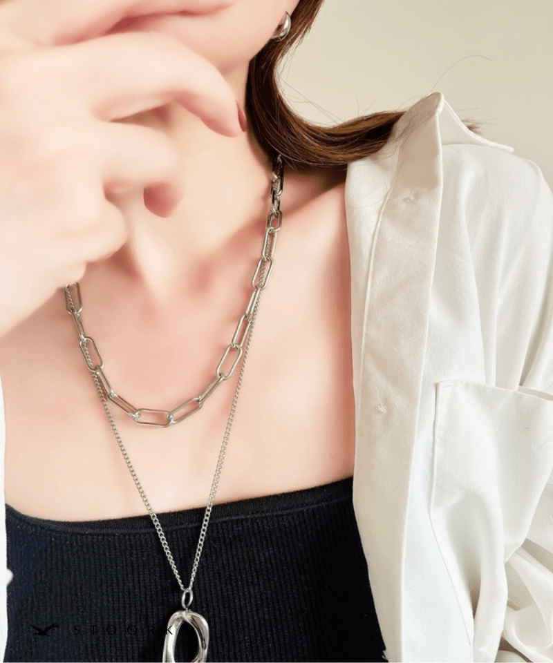 Circle Top Layered Necklace - stoork
