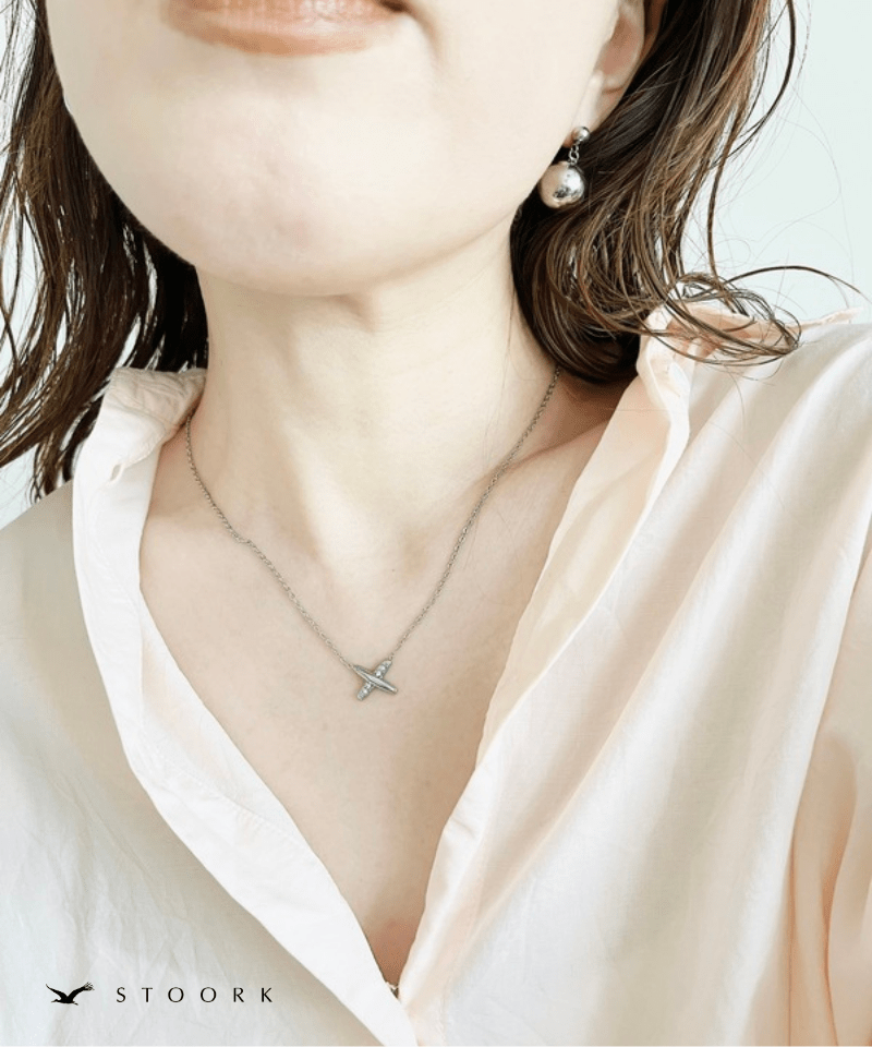 Cross Line Zircon Necklace - stoork