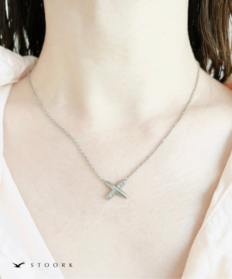 Cross Line Zircon Necklace - stoork