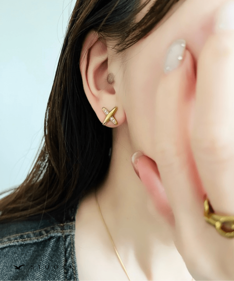 Cross Line Zircon Pierce - stoork