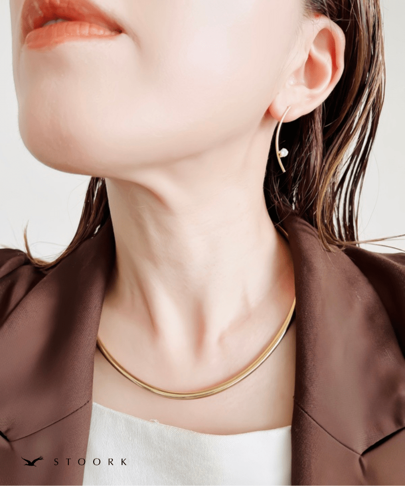 Curve Line Pierce - stoork