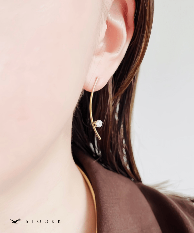 Curve Line Pierce - stoork