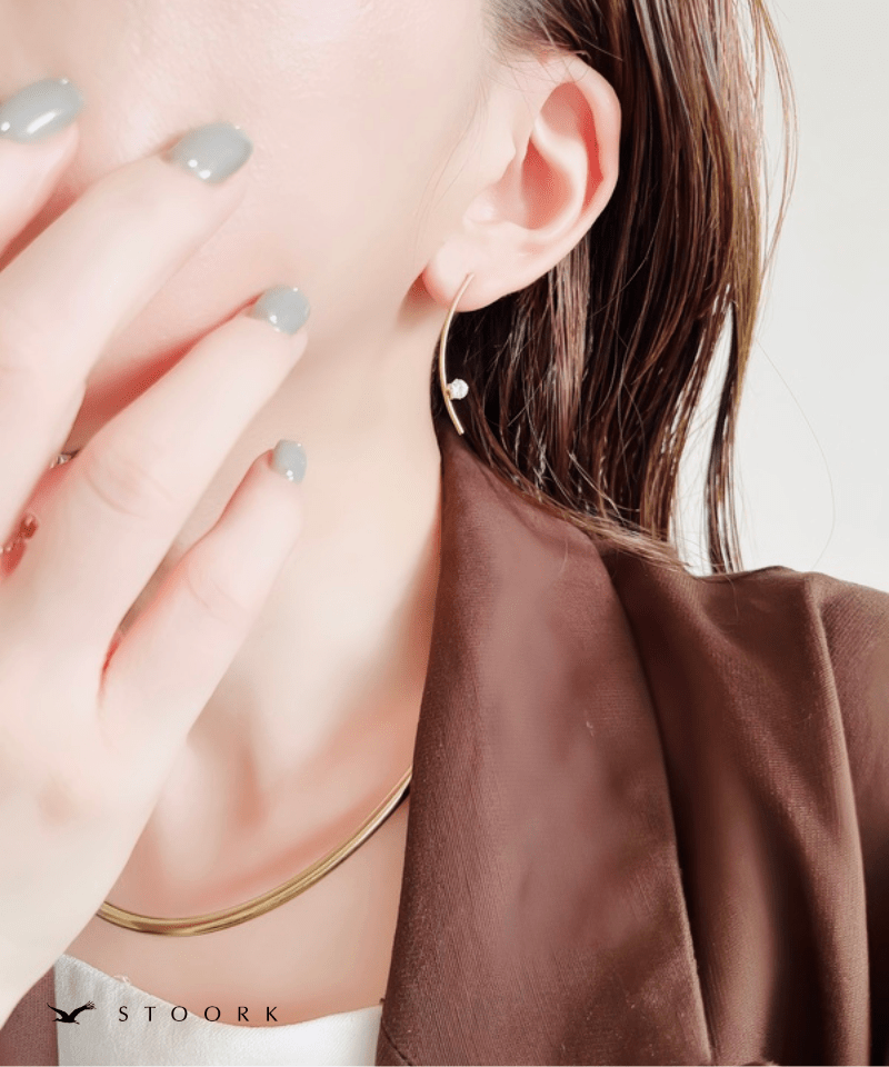 Curve Line Pierce - stoork