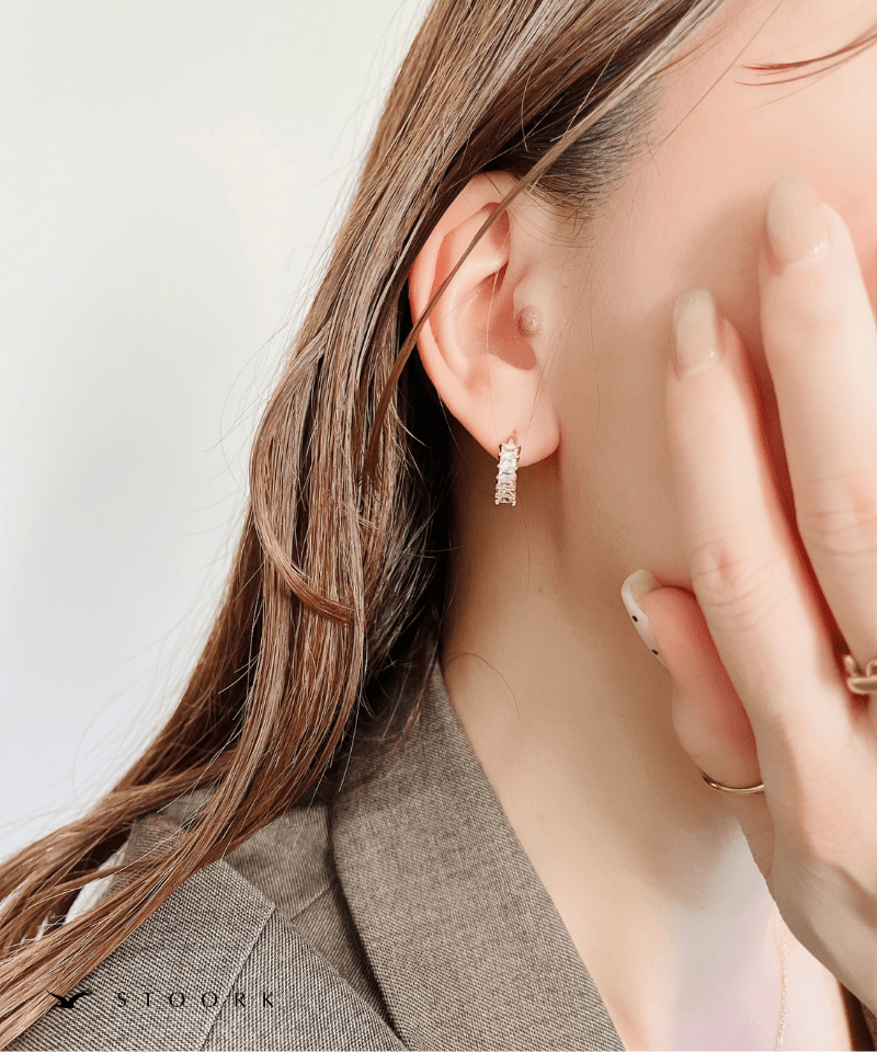 Half Zirconia Hoop Pierce - stoork