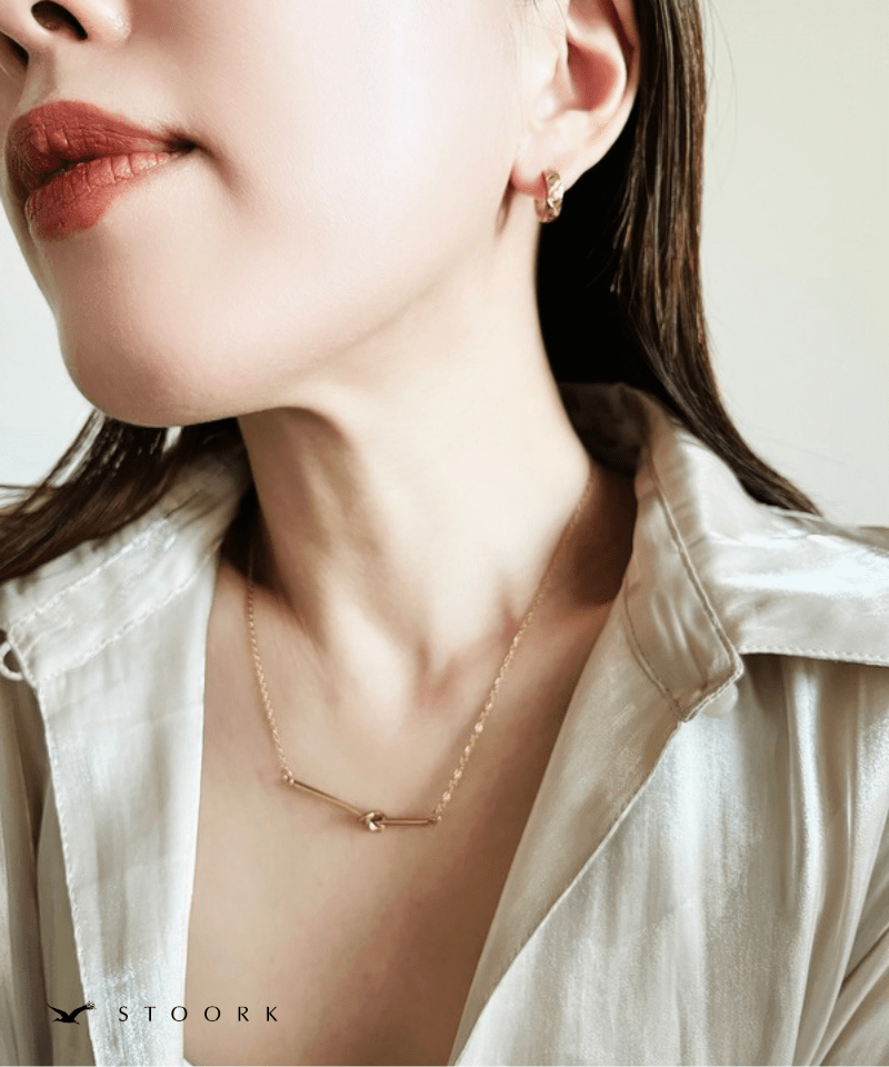 Knot Bar Necklace - stoork