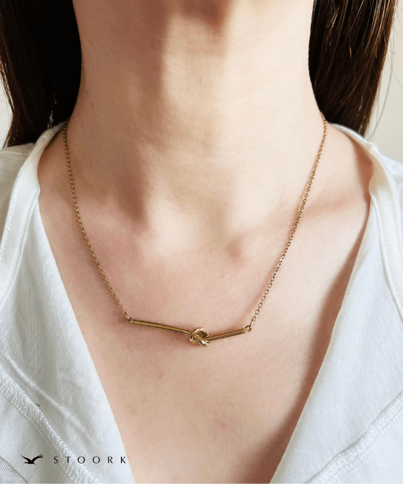 Knot Bar Necklace - stoork