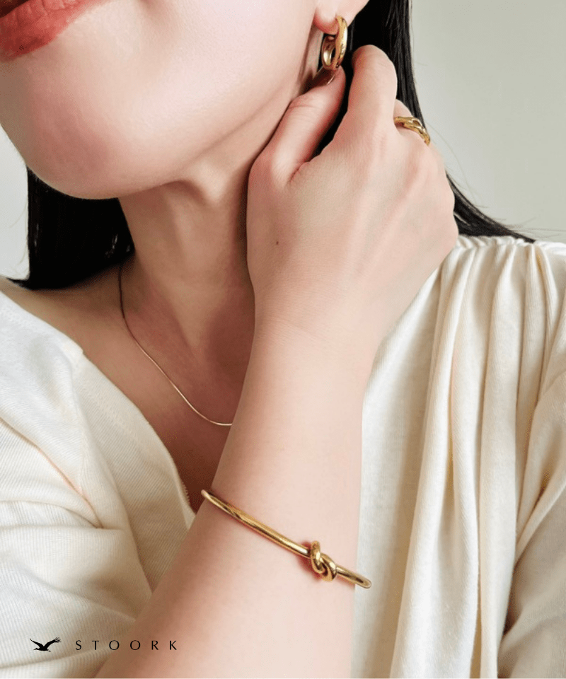【再入荷】Knot Hoop Bangle - stoork