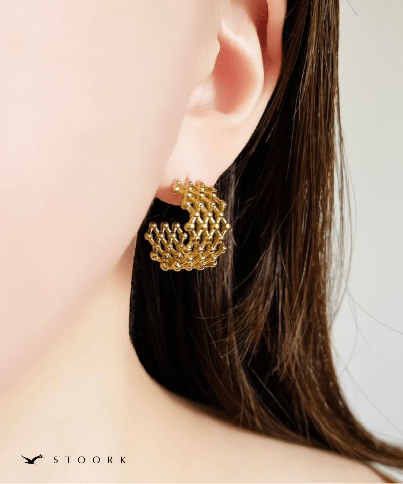 Mesh Curve Pierce - stoork