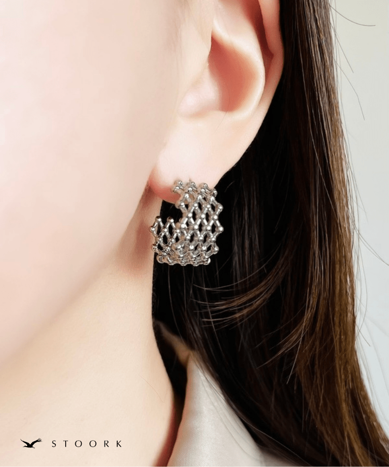 Mesh Curve Pierce - stoork