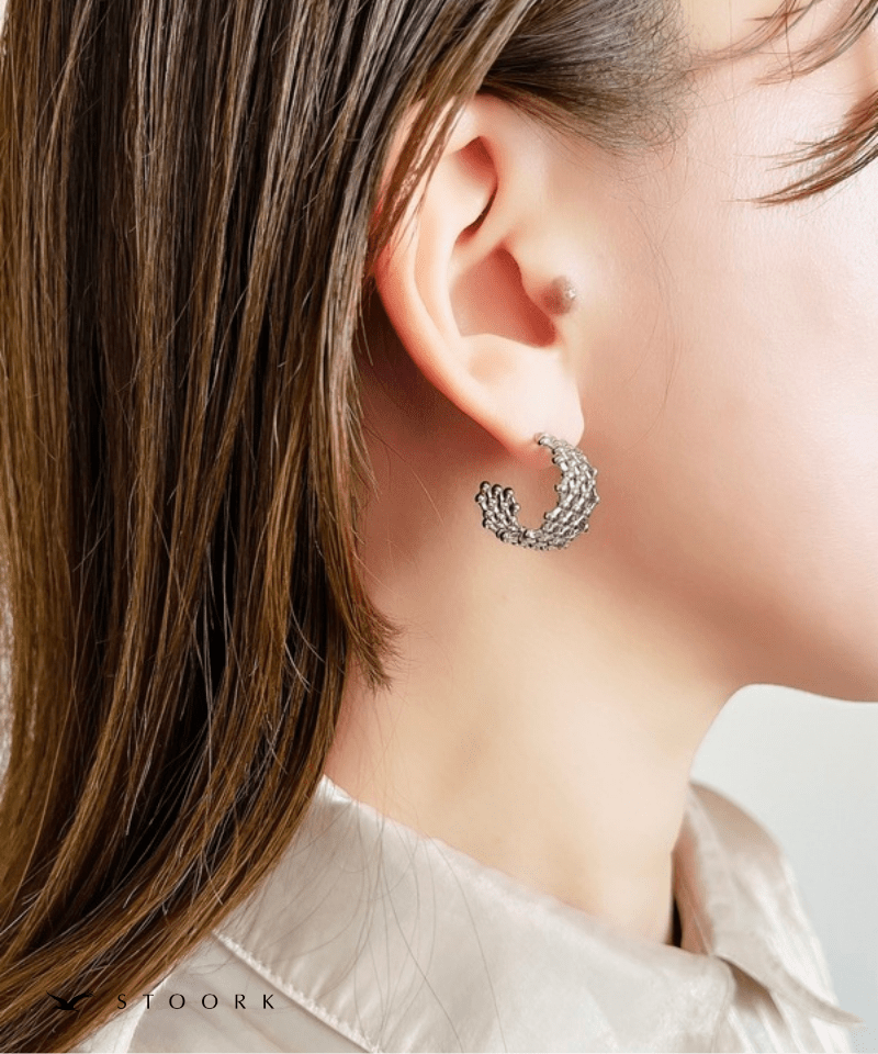 Mesh Curve Pierce - stoork