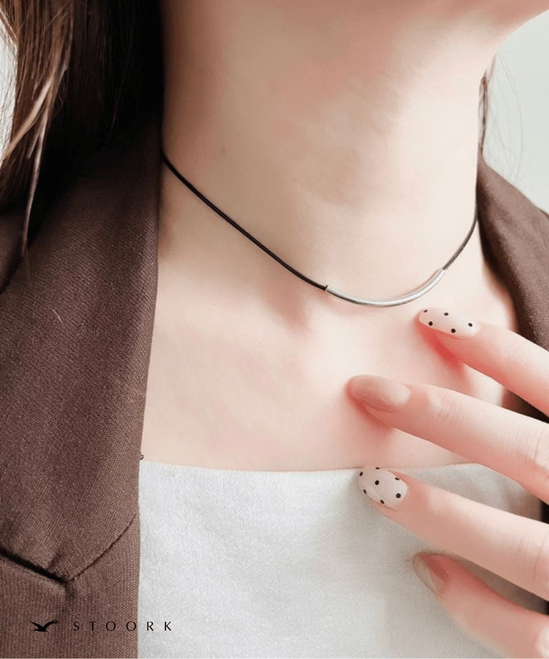Metal Bar Cord Necklace - stoork
