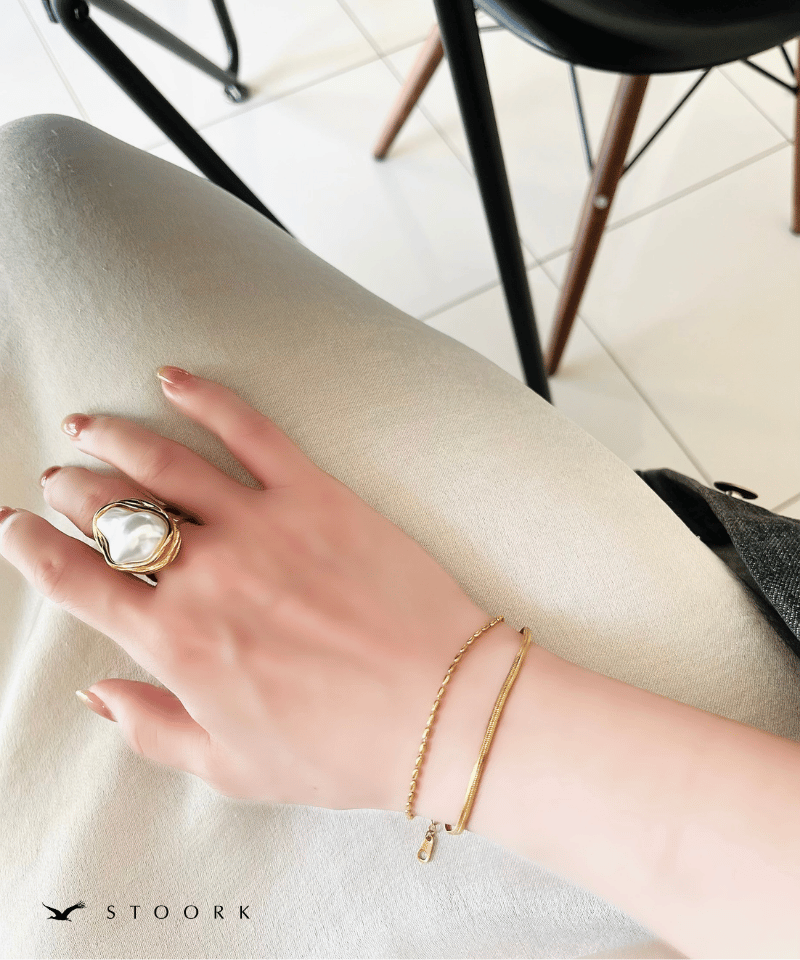 Metal Frame Pearl Ring - stoork