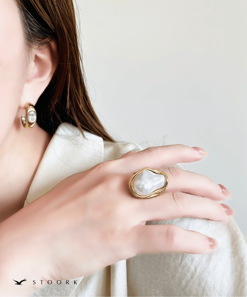 Metal Frame Pearl Ring - stoork