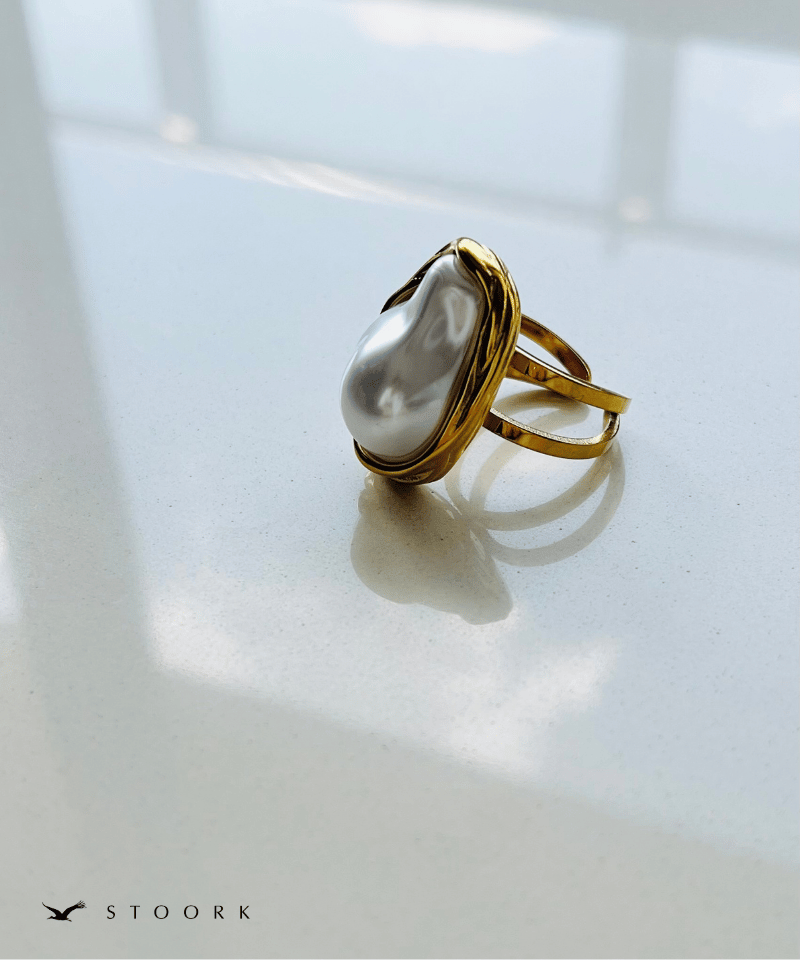 Metal Frame Pearl Ring - stoork
