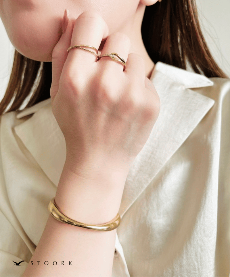 Simple Nuance Bangle - stoork