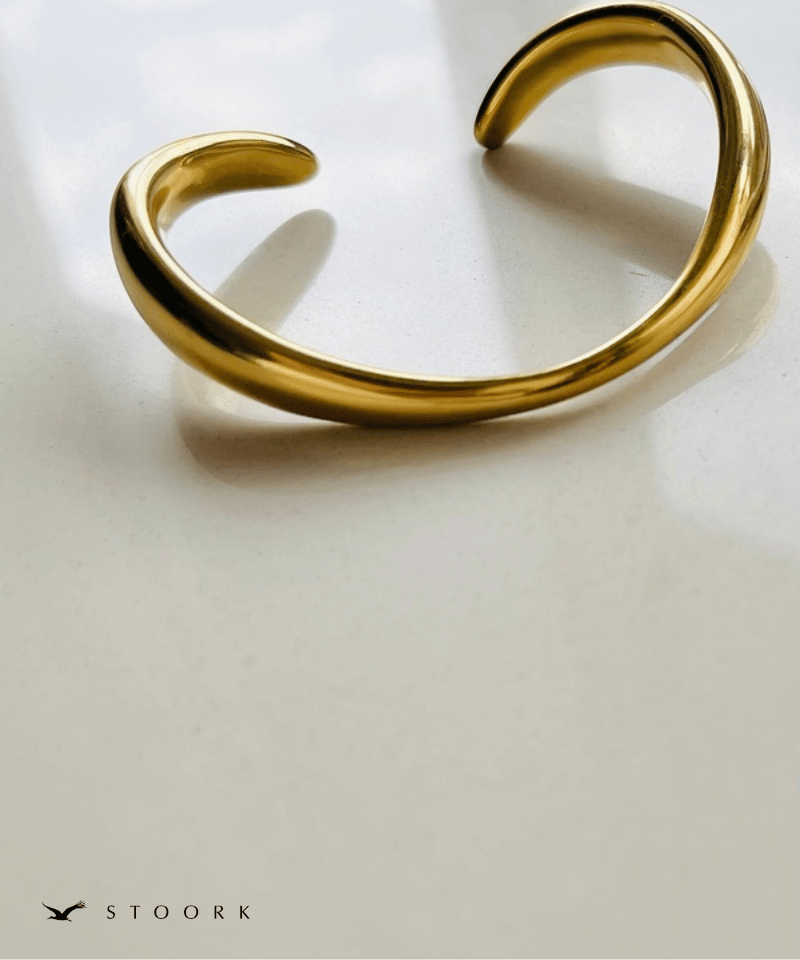 Simple Nuance Bangle - stoork