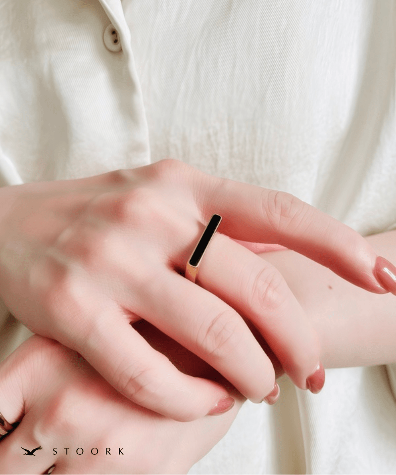 Square Black Line Ring - stoork