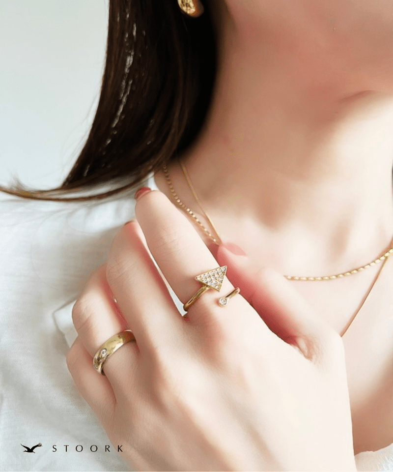 Triangle Dot Open Ring - stoork