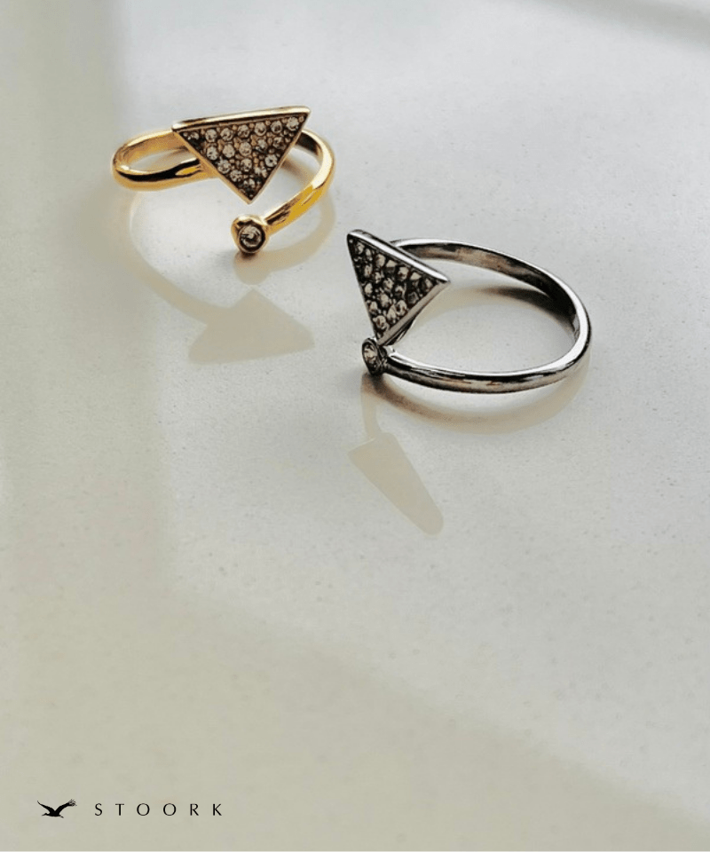 Triangle Dot Open Ring - stoork