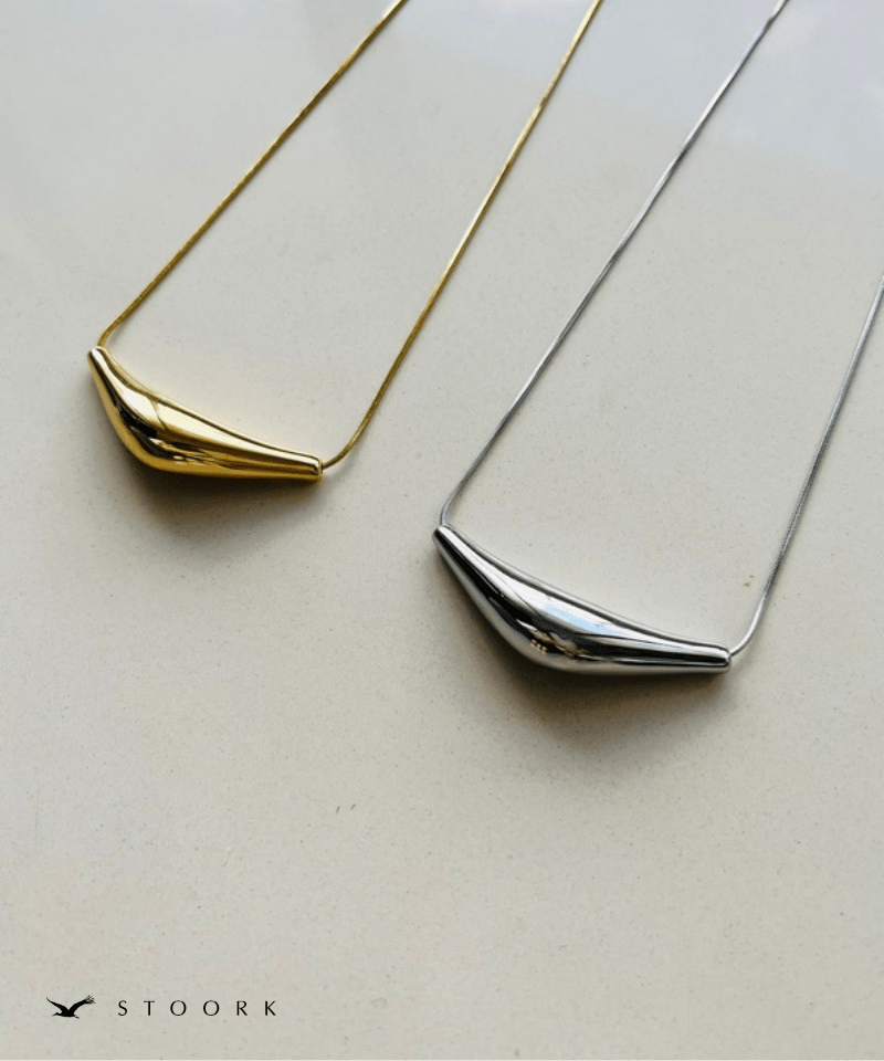 Triangle Plate Necklace - stoork