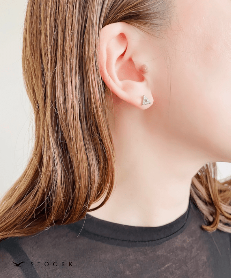 Triangle Stone Pierce | 金属アレルギー対応アクセサリー通販ショップ