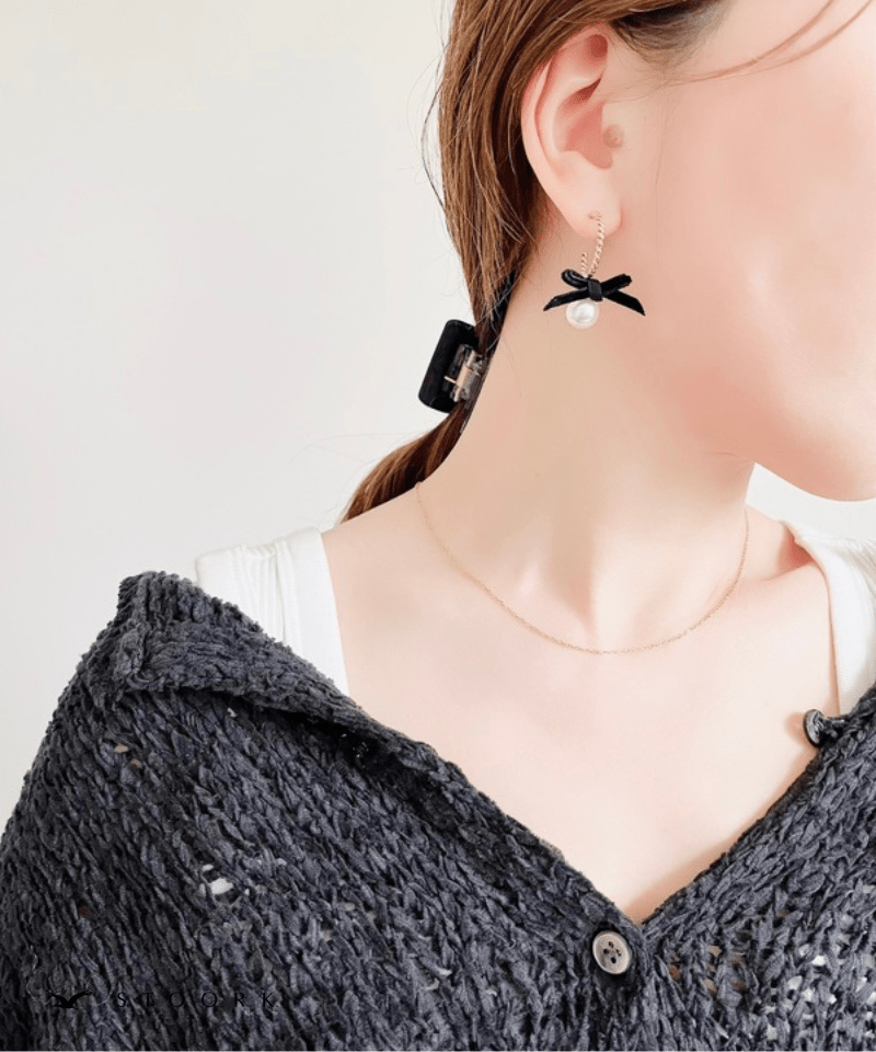 Velvet Ribbon & Pearl Hoop Pierce - stoork