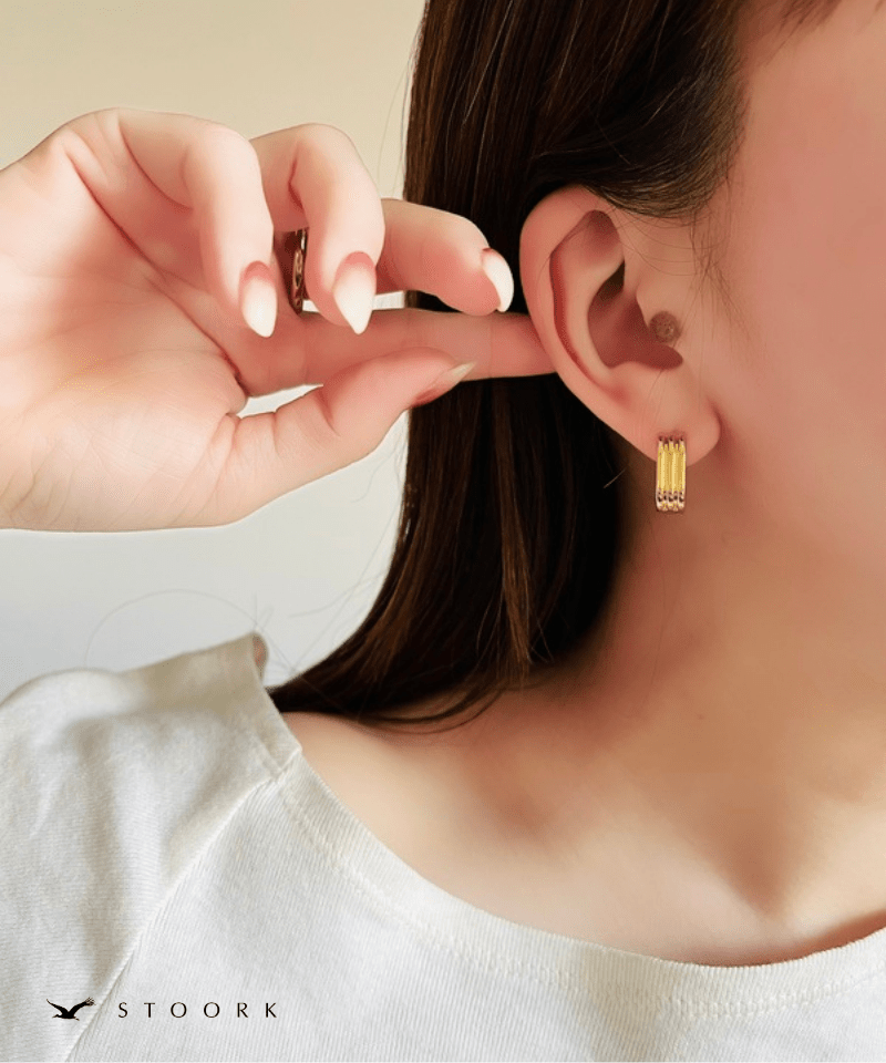 Vertical Line Mini Hoop Pierce - stoork