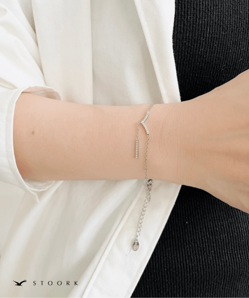 Zircon V Line Bracelet - stoork